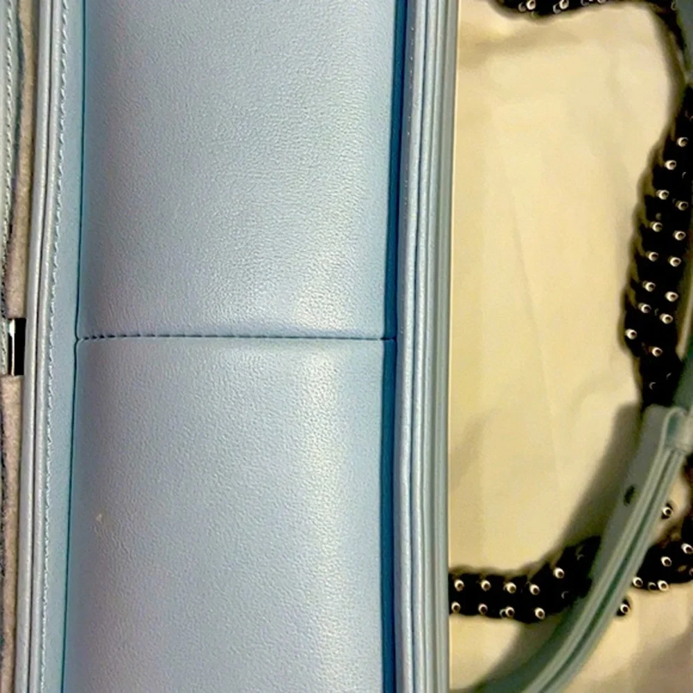 Authentic Chanel Limited Edition light Blue Calfskin Medium Boy Bag Flap. 💃🏽💯 - Picture 11 of 13